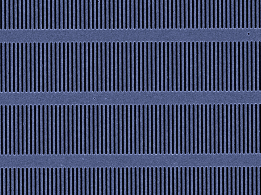 SEM image of the periodic nanostructure of an EUV diffraction grating